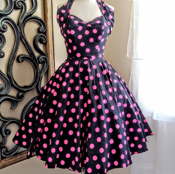 Sold - Picture 1 of 6